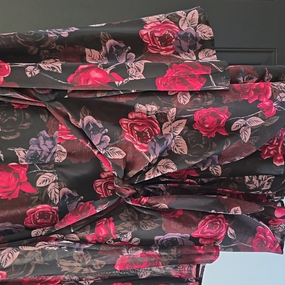 GUESS dress - Picture 6 of 6